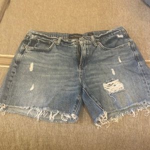 Lucky Brand size 8/29 the Boyfriend Distressed Shorts